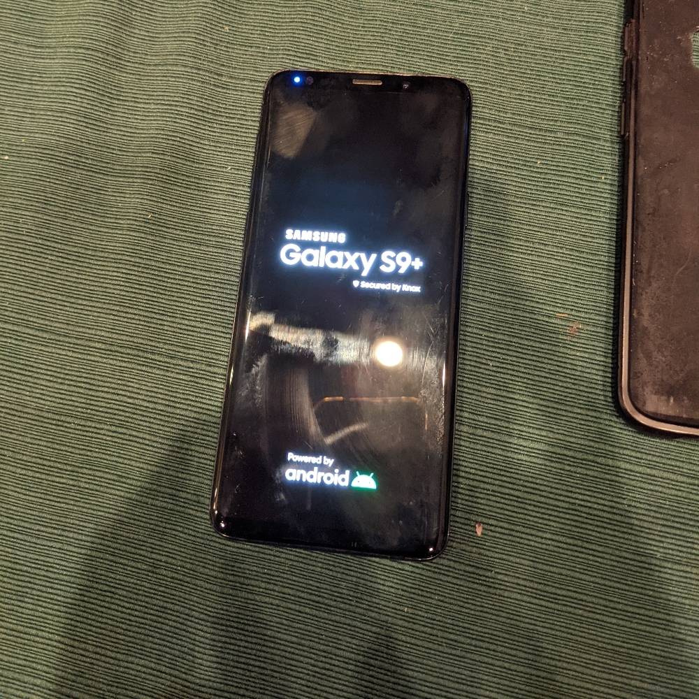 " SPRINT phone" used looks new.